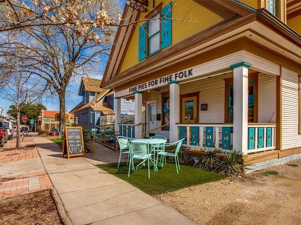 730 N Montclair Avenue , Dallas Texas 75208