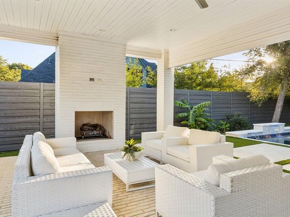 6814  Northport Drive , Dallas Texas 75230