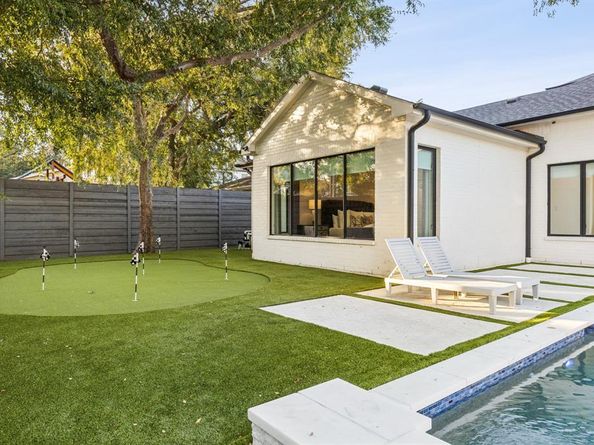 6814  Northport Drive , Dallas Texas 75230