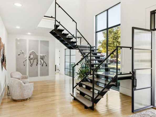 6814  Northport Drive , Dallas Texas 75230