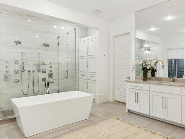 6814  Northport Drive , Dallas Texas 75230