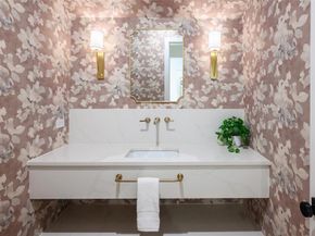 6414  Blanch Circle , Dallas Texas 75214