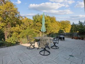 807  Dove Trail , Euless Texas 76039