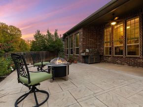 807  Dove Trail , Euless Texas 76039