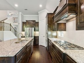 807  Dove Trail , Euless Texas 76039