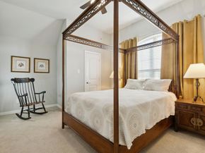 807  Dove Trail , Euless Texas 76039