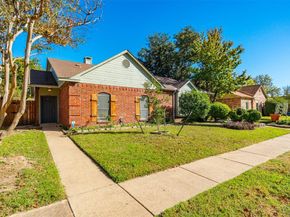 2906  Roxboro Road , Euless Texas 76039