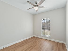 2906  Roxboro Road , Euless Texas 76039