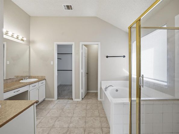 2416  Redfield Drive , Mesquite Texas 75181