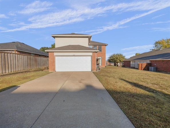 2416  Redfield Drive , Mesquite Texas 75181