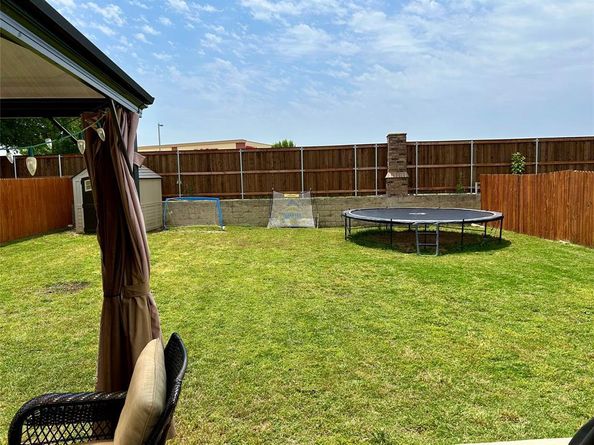 1113  Day Dream Drive , Fort Worth Texas 76052