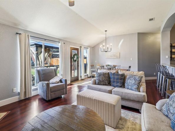 1113  Day Dream Drive , Fort Worth Texas 76052