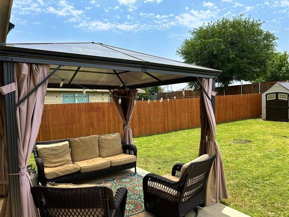 1113  Day Dream Drive , Fort Worth Texas 76052