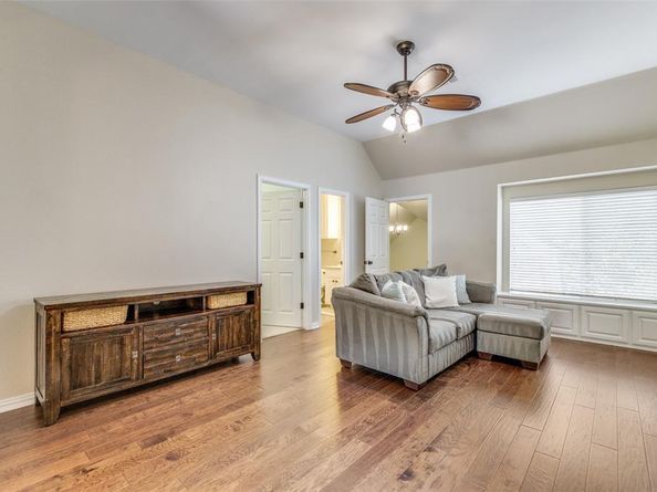 5  Pamela Court , Mansfield Texas 76063