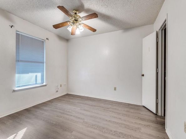1228  English Street , Irving Texas 75061
