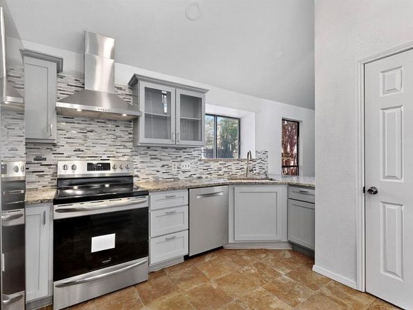 6328  Meadow Glen Drive , Arlington Texas 76018