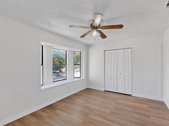 6328  Meadow Glen Drive , Arlington Texas 76018