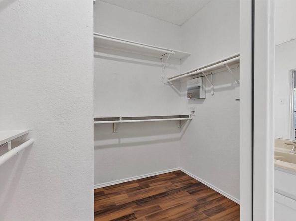 6328  Meadow Glen Drive , Arlington Texas 76018