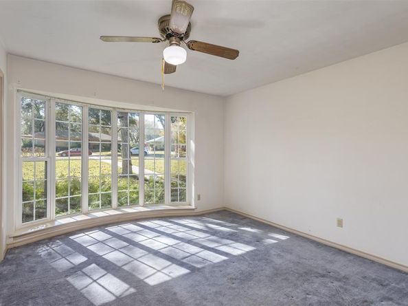 823  Brook Valley Lane , Dallas Texas 75232