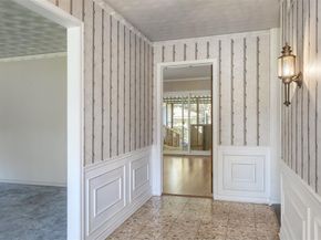 823  Brook Valley Lane , Dallas Texas 75232