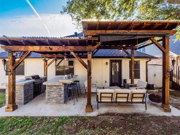 2005  Michelle Creek Drive , Little Elm Texas 75068