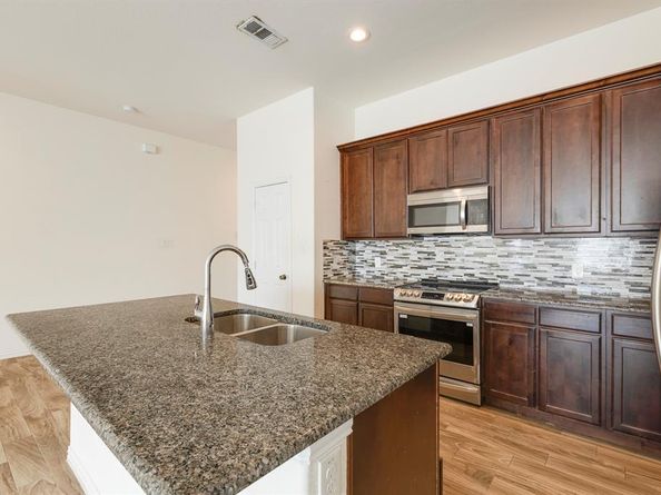 14247  Greenhaw Lane , Dallas Texas 75253