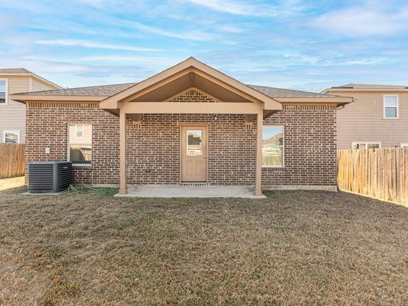 14247  Greenhaw Lane , Dallas Texas 75253