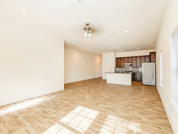 14247  Greenhaw Lane , Dallas Texas 75253