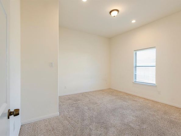 14247  Greenhaw Lane , Dallas Texas 75253