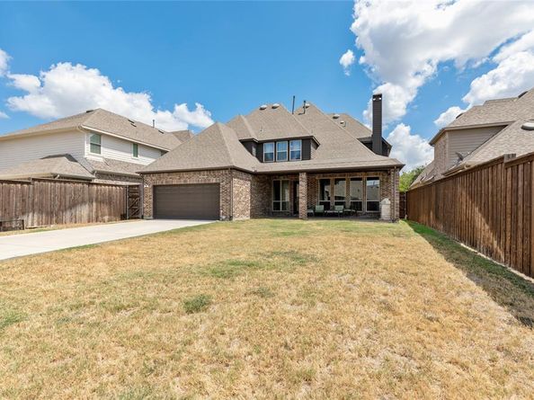 1304  Damsel Caitlyn Drive , Lewisville Texas 75056