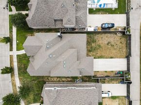 1304  Damsel Caitlyn Drive , Lewisville Texas 75056