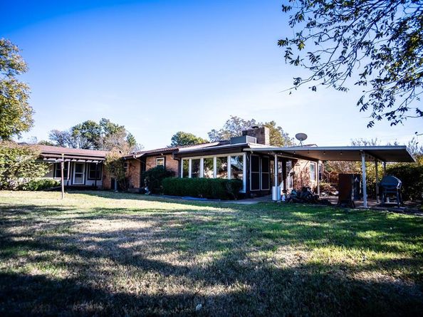 8312  Llano Avenue , Benbrook Texas 76116