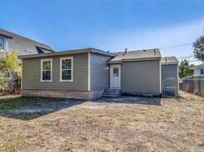 7121  Toland Street , Dallas Texas 75227