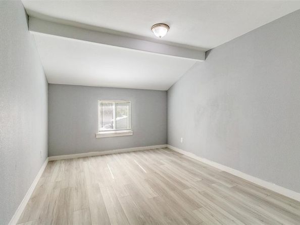 7121  Toland Street , Dallas Texas 75227