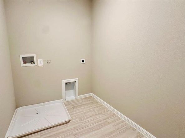 9360  PEAR BUTTE Drive , Fort Worth Texas 76140