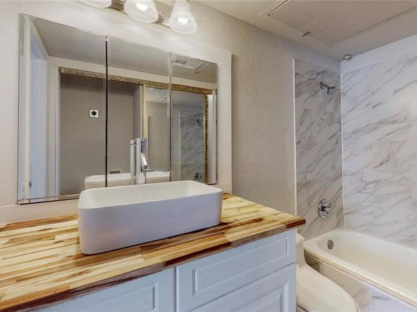 6108  Abrams Road  328, Dallas Texas 75231