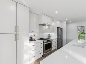 12303  Cedar Bend Drive , Dallas Texas 75244