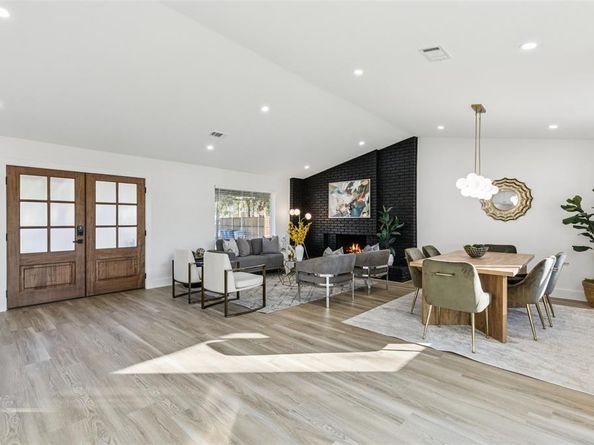 12303  Cedar Bend Drive , Dallas Texas 75244