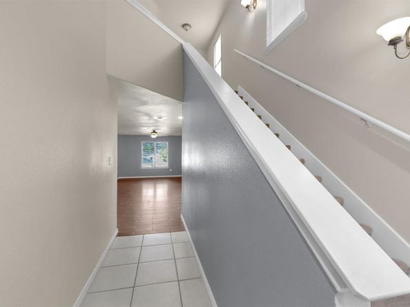 1205 E Powell Avenue , Fort Worth Texas 76104