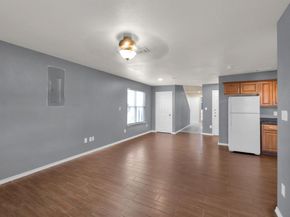 1205 E Powell Avenue , Fort Worth Texas 76104