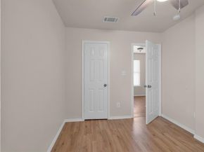 1205 E Powell Avenue , Fort Worth Texas 76104