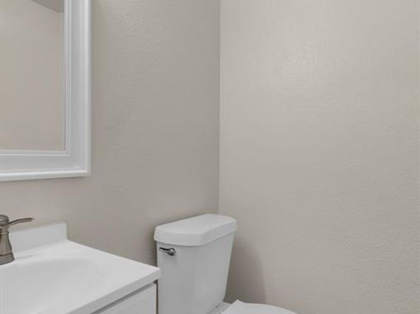 1205 E Powell Avenue , Fort Worth Texas 76104