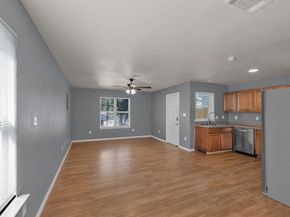 1205 E Powell Avenue , Fort Worth Texas 76104