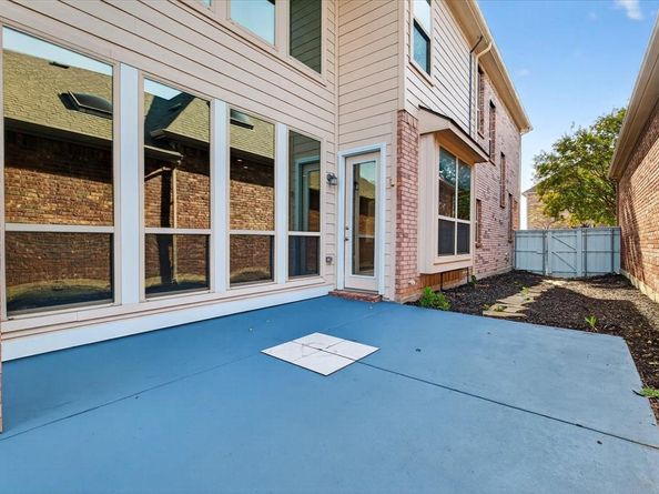 180  Kielder Drive , Lewisville Texas 75067