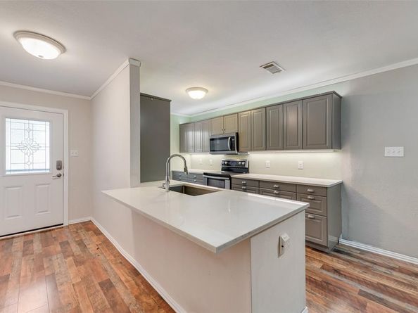 1801  Camelot Cove , Plano Texas 75074