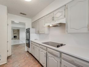 1801  Camelot Cove , Plano Texas 75074