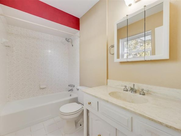 1801  Camelot Cove , Plano Texas 75074