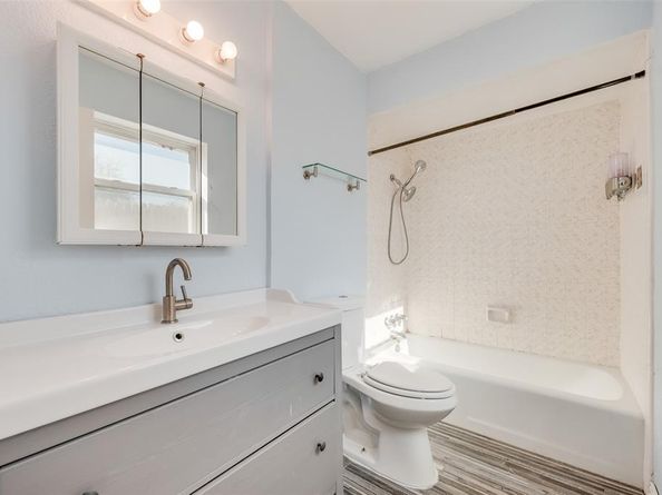 1801  Camelot Cove , Plano Texas 75074