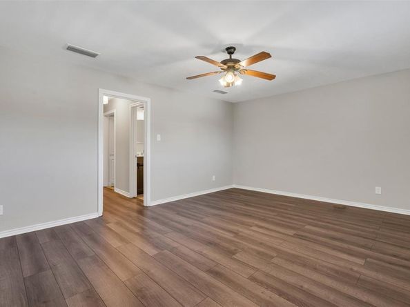 6129  Glennox Lane , Dallas Texas 75214