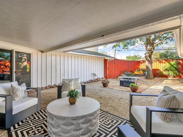 6129  Glennox Lane , Dallas Texas 75214